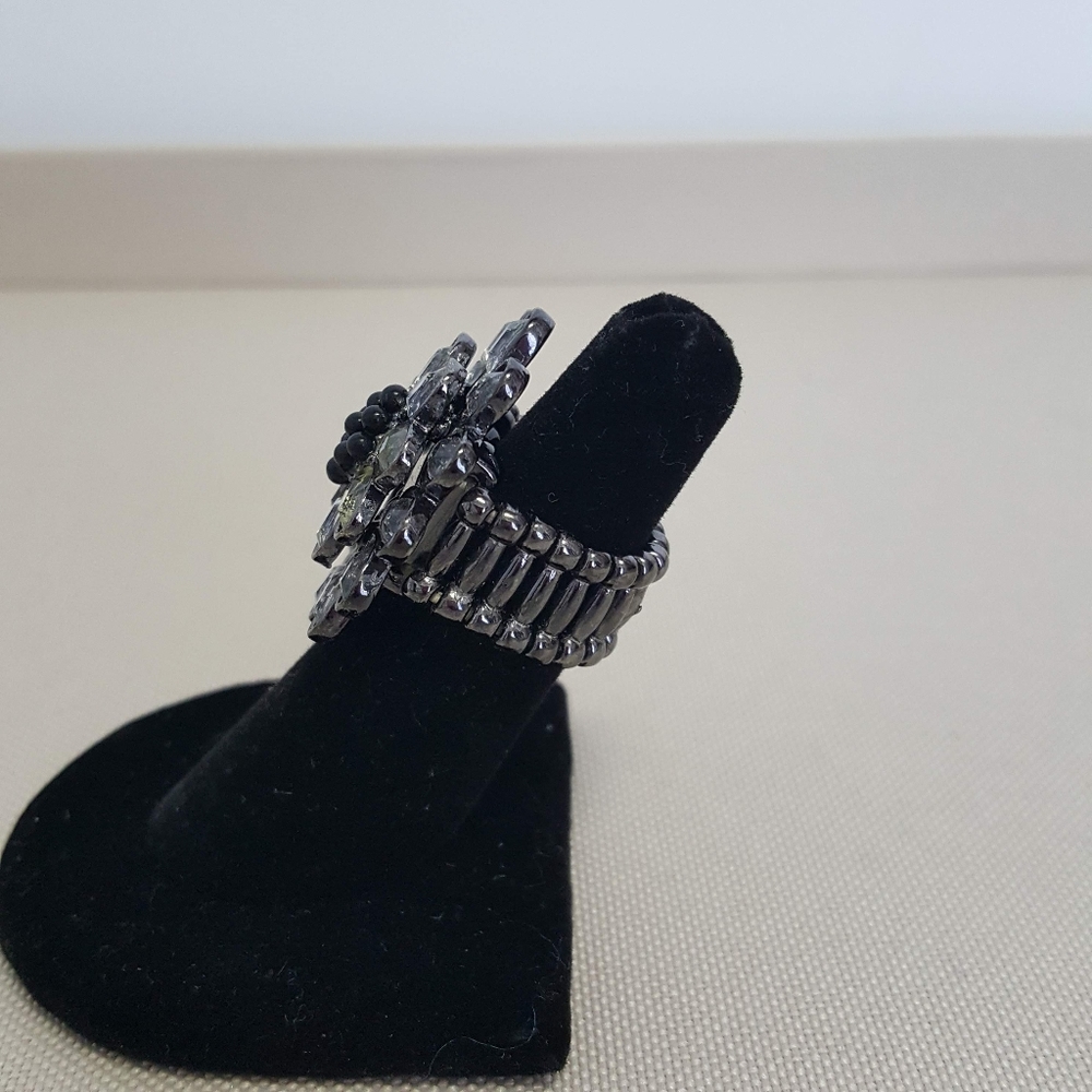 Ring - Picture 3 of 3
